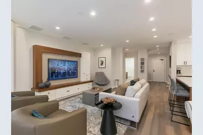 1201 Yale Place #1107, Minneapolis, MN 55403 - Photo 4