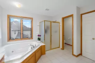 886 Oak Ct, Eagan, MN 55123 - Photo 12