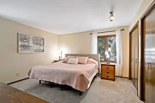 16201 Hillcrest Ln, Eden Prairie, MN 55346 - Photo 34