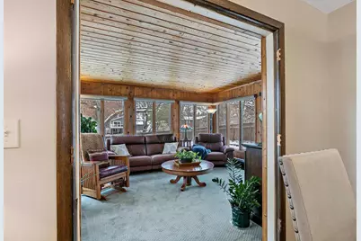 16201 Hillcrest Lane, Eden Prairie, MN 55346 - Photo 4