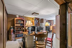 16201 Hillcrest Ln, Eden Prairie, MN 55346 - Photo 8