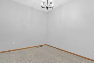 2123 Agate Curve, Shakopee, MN 55379 - Photo 6