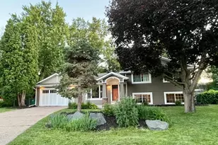 172 Strese Cir, Apple Valley, MN 55124 - Photo 2