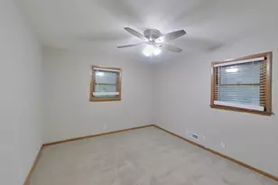 6928 45th Pl N, Crystal, MN 55428 - Photo 8