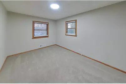 6928 45th Place N, Crystal, MN 55428 - Photo 10