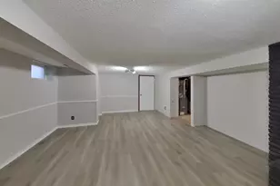 6928 45th Pl N, Crystal, MN 55428 - Photo 16