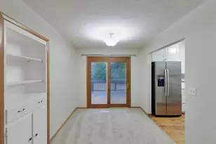 6928 45th Pl N, Crystal, MN 55428 - Photo 4