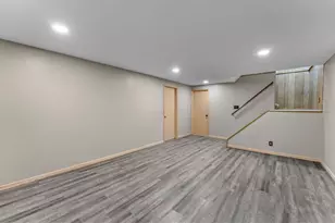 220 Windsor Ln, New Brighton, MN 55112 - Photo 40