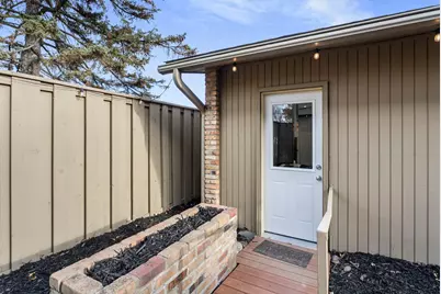 220 Windsor Lane, New Brighton, MN 55112 - Photo 48