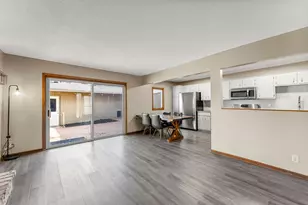 220 Windsor Ln, New Brighton, MN 55112 - Photo 14