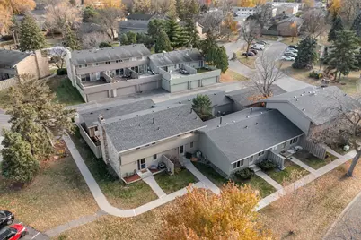 220 Windsor Lane, New Brighton, MN 55112 - Photo 2