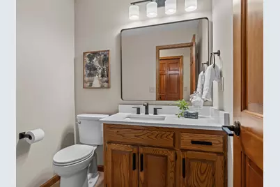 4550 Evergreen Drive, Vadnais Heights, MN 55127 - Photo 14