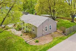 3179 Victoria St N, Shoreview, MN 55126 - Photo 42