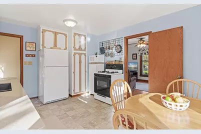 3179 Victoria Street N, Shoreview, MN 55126 - Photo 14