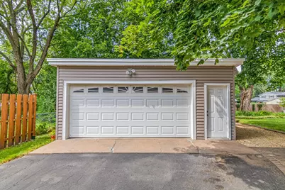 3179 Victoria Street N, Shoreview, MN 55126 - Photo 34