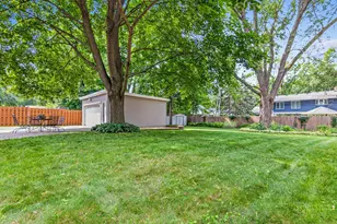 3179 Victoria St N, Shoreview, MN 55126 - Photo 36