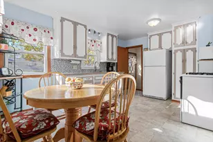 3179 Victoria St N, Shoreview, MN 55126 - Photo 10