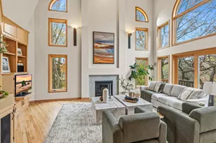 11338 Hawk High Ct, Eden Prairie, MN 55347 - Photo 20