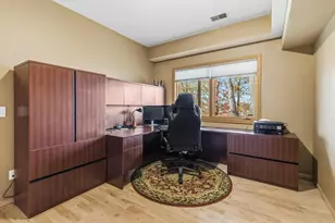 11338 Hawk High Ct, Eden Prairie, MN 55347 - Photo 54