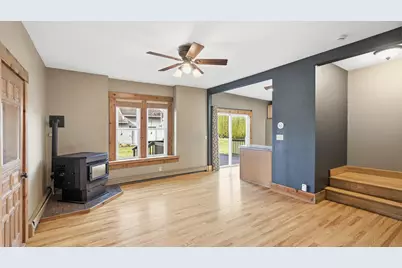 37 5th Street SE, Wells, MN 56097 - Photo 6