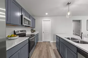 7329 Agate Trl, Inver Grove Heights, MN 55077 - Photo 8