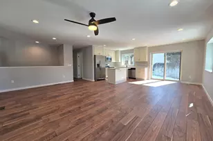 602 Prairie Dr N, Hudson, WI 54016 - Photo 2