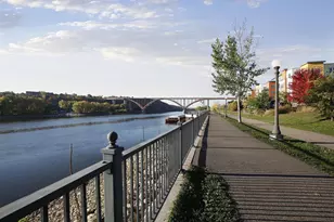 66 9th St E, Saint Paul, MN 55101 - Photo 50