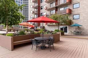 66 9th St E, Saint Paul, MN 55101 - Photo 38