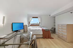 66 9th St E, Saint Paul, MN 55101 - Photo 18