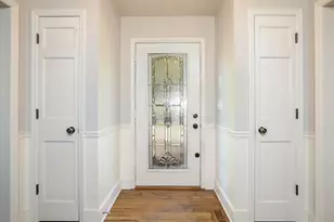 421 Lowry Ct NW, Rochester, MN 55901 - Photo 6