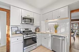 3935 Thomas Ave N, Minneapolis, MN 55412 - Photo 12