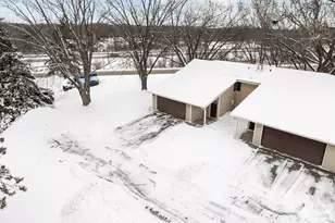 7888 Dunmore Rd, Woodbury, MN 55125 - Photo 34