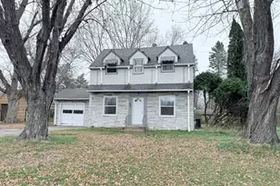 821 Brook St, Brainerd, MN 56401 - Photo 1