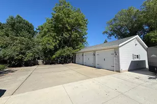 5134 E Eagle Lake Rd, Willmar, MN 56201 - Photo 4