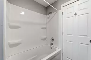 2527 Washington St NE, Minneapolis, MN 55418 - Photo 20