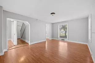 2527 Washington St NE, Minneapolis, MN 55418 - Photo 8