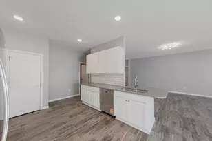 2702 Park Ave NW, Faribault, MN 55021 - Photo 10