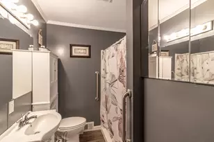 711 E Blue Earth St, Lake Crystal, MN 56055 - Photo 16