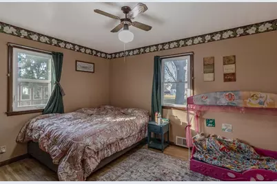 711 E Blue Earth Street, Lake Crystal, MN 56055 - Photo 14