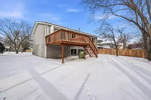 8140 James Ave N, Brooklyn Park, MN 55444 - Photo 32