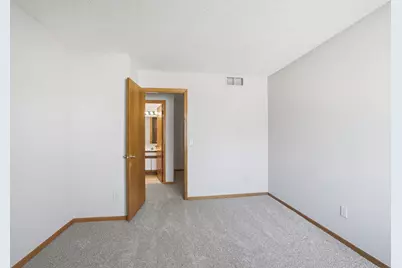 2578 Bedford Court #15, Mendota Heights, MN 55120 - Photo 12