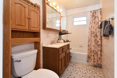 4651 Colorado Avenue N, Crystal, MN 55422 - Photo 10