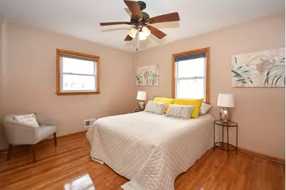 4651 Colorado Avenue N, Crystal, MN 55422 - Photo 10