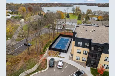 1948 W Wayzata Boulevard #114, Long Lake, MN 55356 - Photo 6