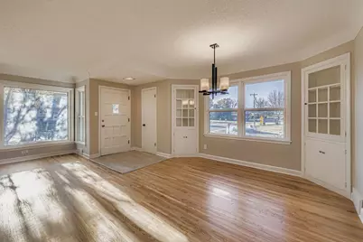 2293 7th Avenue E, North Saint Paul, MN 55109 - Photo 12