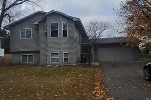 9007 Hampshire Ave N, Brooklyn Park, MN 55445 - Photo 2