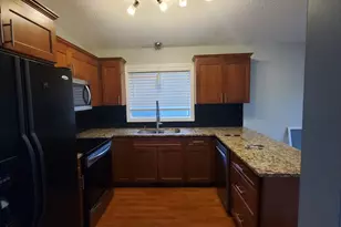 9007 Hampshire Ave N, Brooklyn Park, MN 55445 - Photo 14