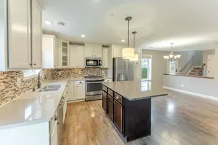 9872 5th St Ln N, Lake Elmo, MN 55042 - Photo 4