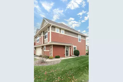 9872 5th Street Lane N, Lake Elmo, MN 55042 - Photo 2