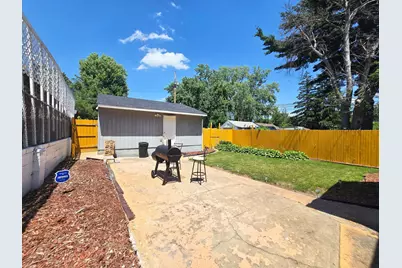 1803 Bush Avenue E, Saint Paul, MN 55119 - Photo 20